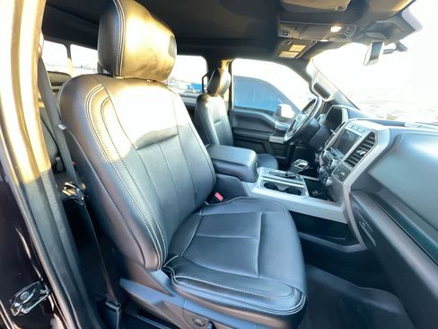 Used 2019 Ford F150 Lariat w/ Equipment Group 502A Luxury image 28