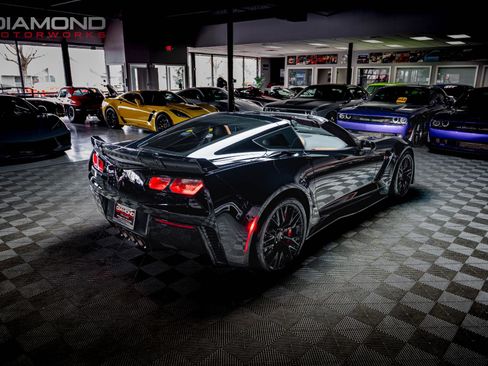 Used 2016 Chevrolet Corvette Z06 w/ 3LZ Preferred Equipment Group image 4