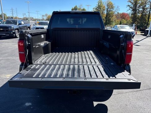 New 2025 Toyota Tacoma SR5 image 28