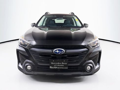 Used 2023 Subaru Outback Premium AWD/4WD image 2
