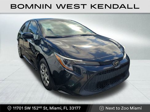 Used 2021 Toyota Corolla LE image 1