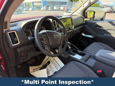 Used 2026 Nissan Frontier SV w/ Tow Package RWD image 4