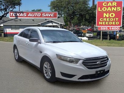 Used 2015 Ford Taurus SE