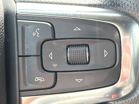 Certified 2024 Chevrolet Blazer LT w/ Convenience Package image 10