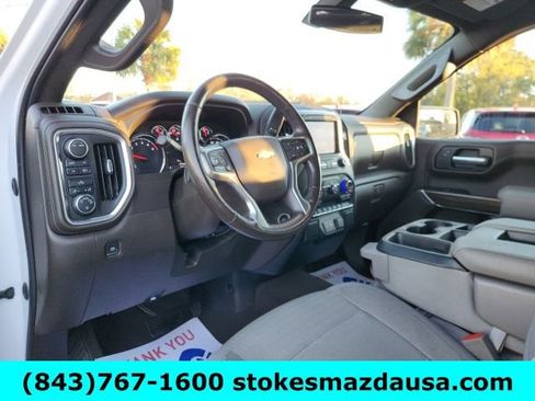 Used 2021 Chevrolet Silverado 1500 LT image 16