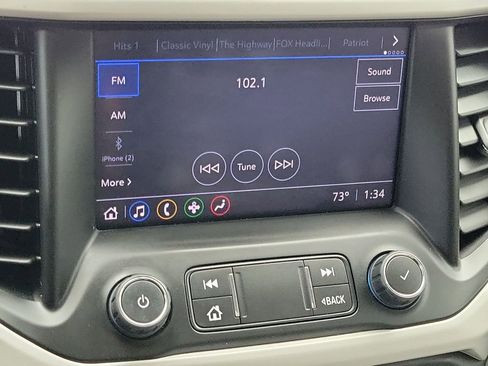 Certified 2023 GMC Acadia SLE w/ Driver Convenience Package image 15