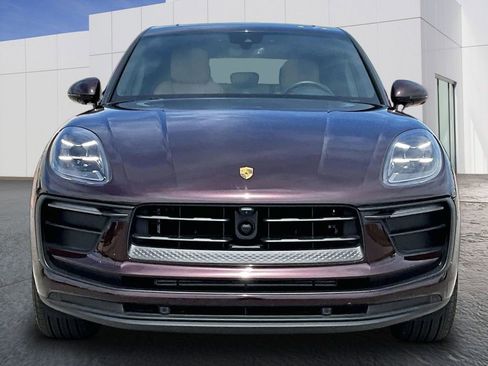 Used 2025 Porsche Macan AWD/4WD image 10
