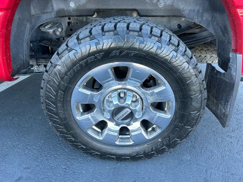 Certified 2023 Ford F350 Lariat w/ Chrome Package image 12