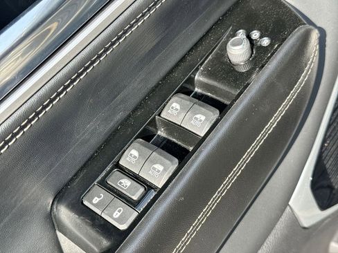 Used 2022 Jeep Wagoneer Series III w/ Premium Group I image 13