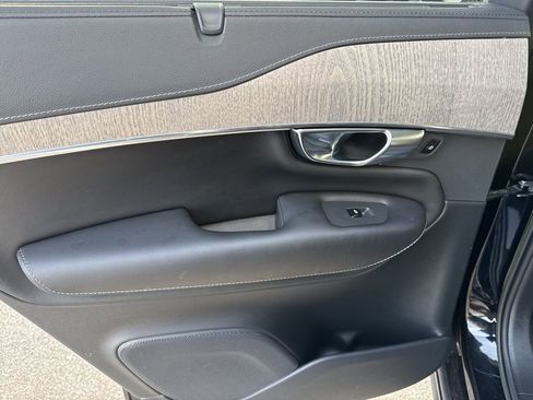 Used 2022 Volvo XC90 T6 Inscription w/ Climate Package image 14