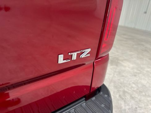 Used 2023 Chevrolet Silverado 1500 LTZ w/ Technology Package AWD/4WD image 14