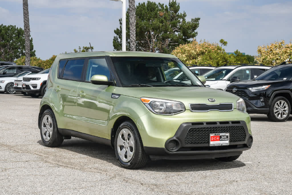 Used 2015 Kia Soul FWD image 3