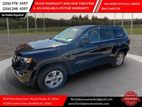 Used 2017 Jeep Grand Cherokee Laredo w/ Quick Order Package 2BE image 2