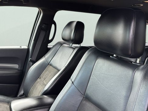 Used 2019 Dodge Durango GT image 12