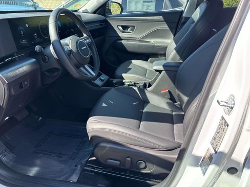 Certified 2026 Hyundai Kona SEL Premium AWD/4WD image 9
