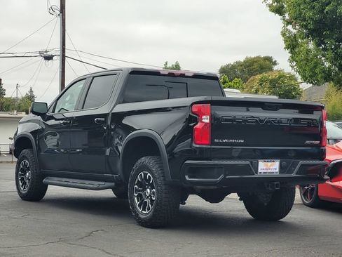 Used 2025 Chevrolet Silverado 1500 ZR2 w/ Technology Package AWD/4WD image 8