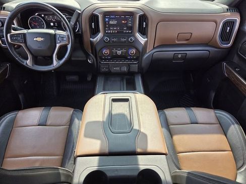 Used 2021 Chevrolet Silverado 1500 High Country w/ Safety Package II AWD/4WD image 12