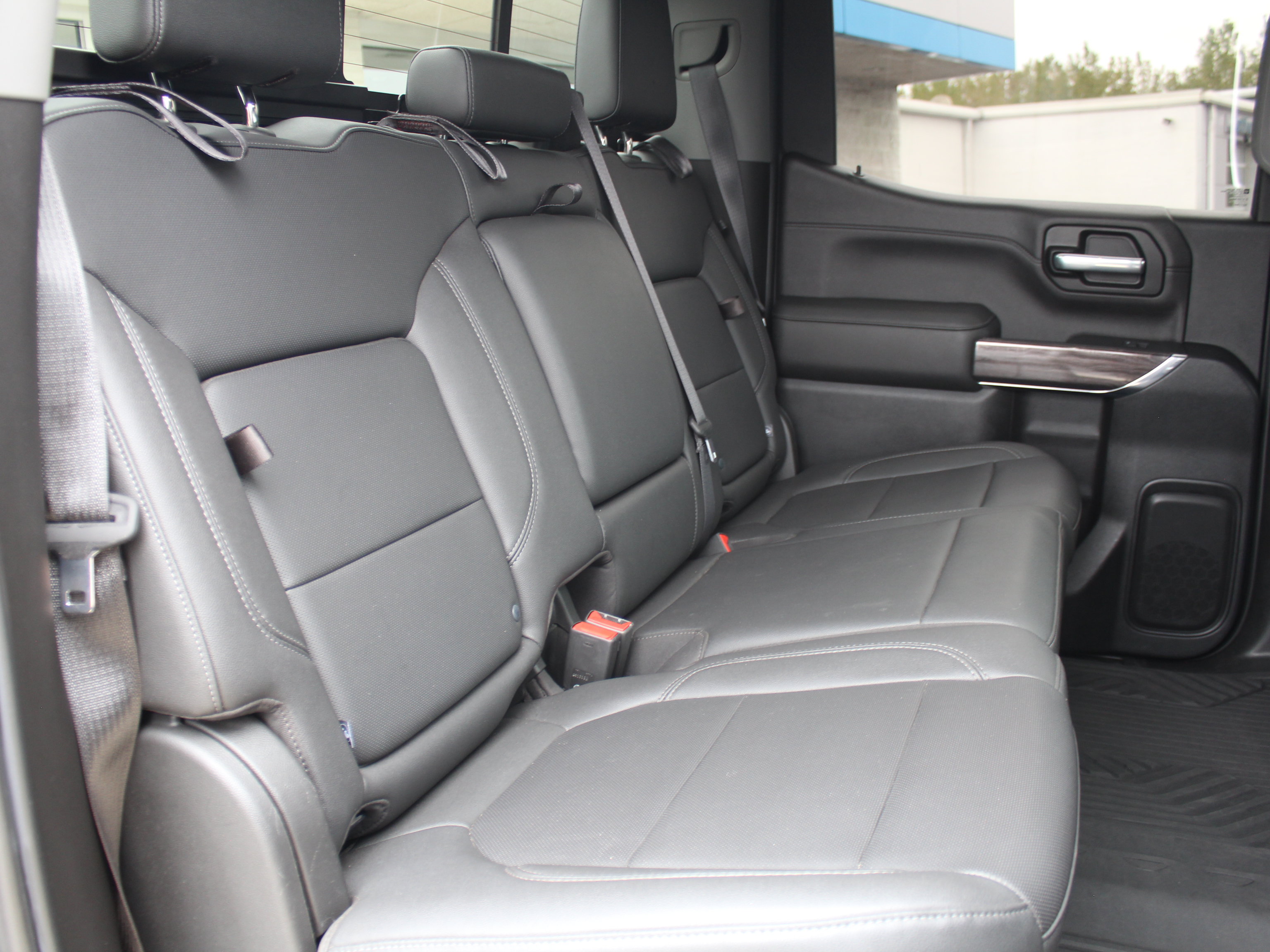 Used 2021 Chevrolet Silverado 1500 LTZ AWD/4WD image 26