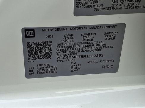 Certified 2024 Chevrolet Silverado 2500 Custom w/ Custom Convenience Package image 25