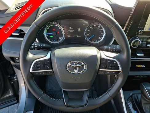 Certified 2025 Toyota Highlander XLE AWD/4WD image 23