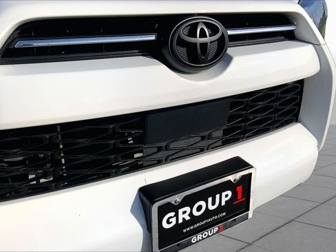 Used 2023 Toyota 4Runner SR5 Premium w/ Moonroof Package RWD image 29