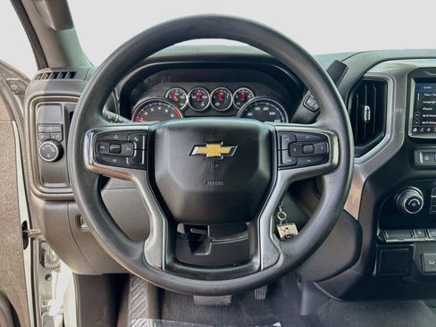 Used 2021 Chevrolet Silverado 1500 Custom w/ Safety Confidence Package RWD image 11