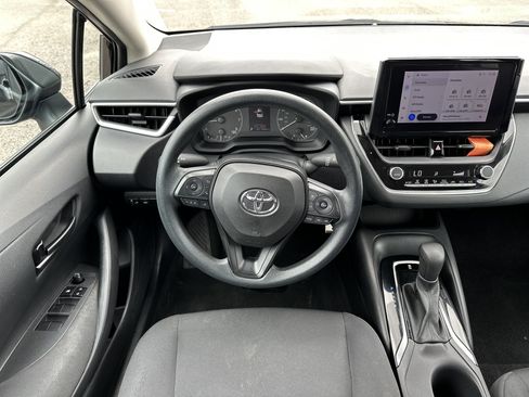 Used 2023 Toyota Corolla LE image 21