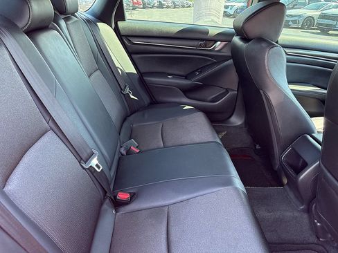 Used 2020 Honda Accord Sport image 8