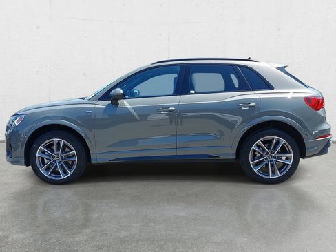 Certified 2025 Audi Q3 2.0T Premium w/ Convenience Package AWD/4WD image 8