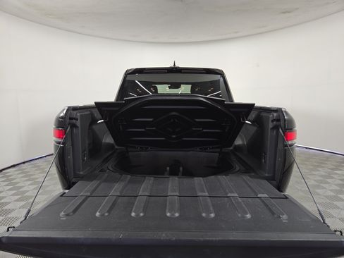 Used 2024 Rivian R1T Adventure AWD/4WD image 15