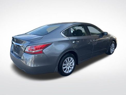 Used 2015 Nissan Altima 2.5 S w/ Power Driver Seat Package FWD image 43
