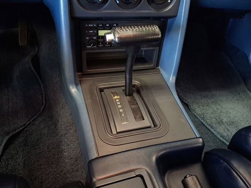 Used 1989 Ford Mustang LX image 16