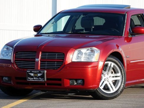 Used 2006 Dodge Magnum R/T w/ Convenience Group II RWD image 10