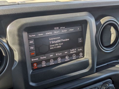 Used 2022 Jeep Wrangler Sport S image 12