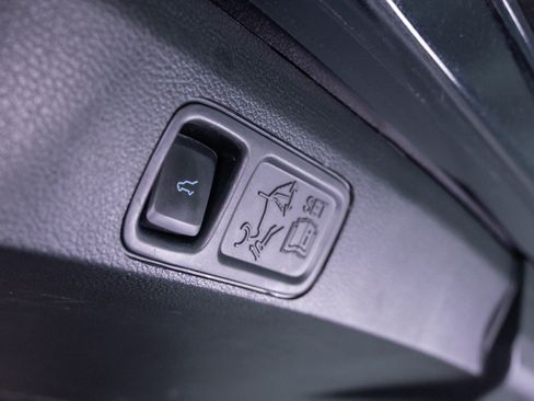 Used 2021 Ford Expedition Platinum AWD/4WD image 9
