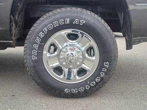 Used 2024 RAM 2500 Tradesman w/ Chrome Appearance Group AWD/4WD image 7