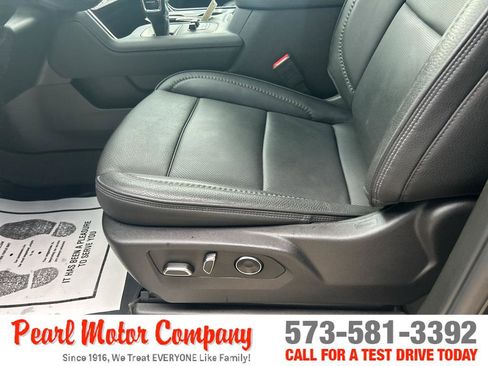 Used 2025 GMC Sierra 1500 Denali w/ Denali Reserve Package AWD/4WD image 11