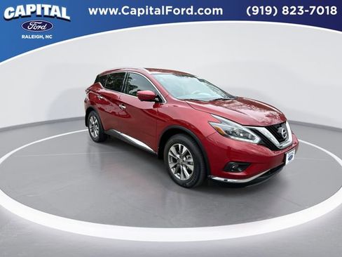Used 2018 Nissan Murano SL image 2