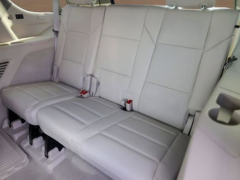 Certified 2025 Cadillac Escalade Sport Platinum image 25