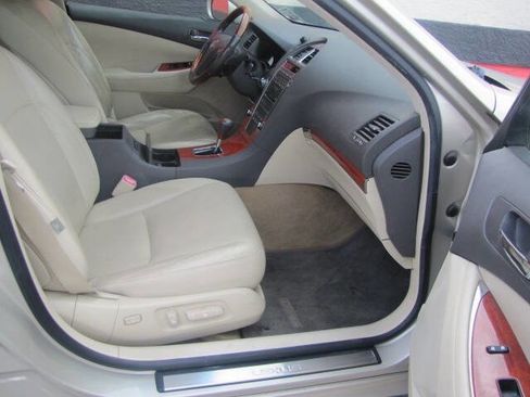 Used 2010 Lexus ES 350 image 12