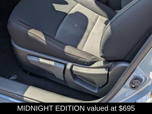 New 2025 Nissan Sentra SR w/ Midnight Edition image 6