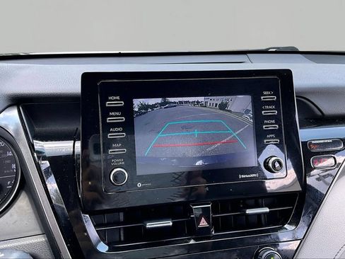 Used 2021 Toyota Camry SE FWD image 13