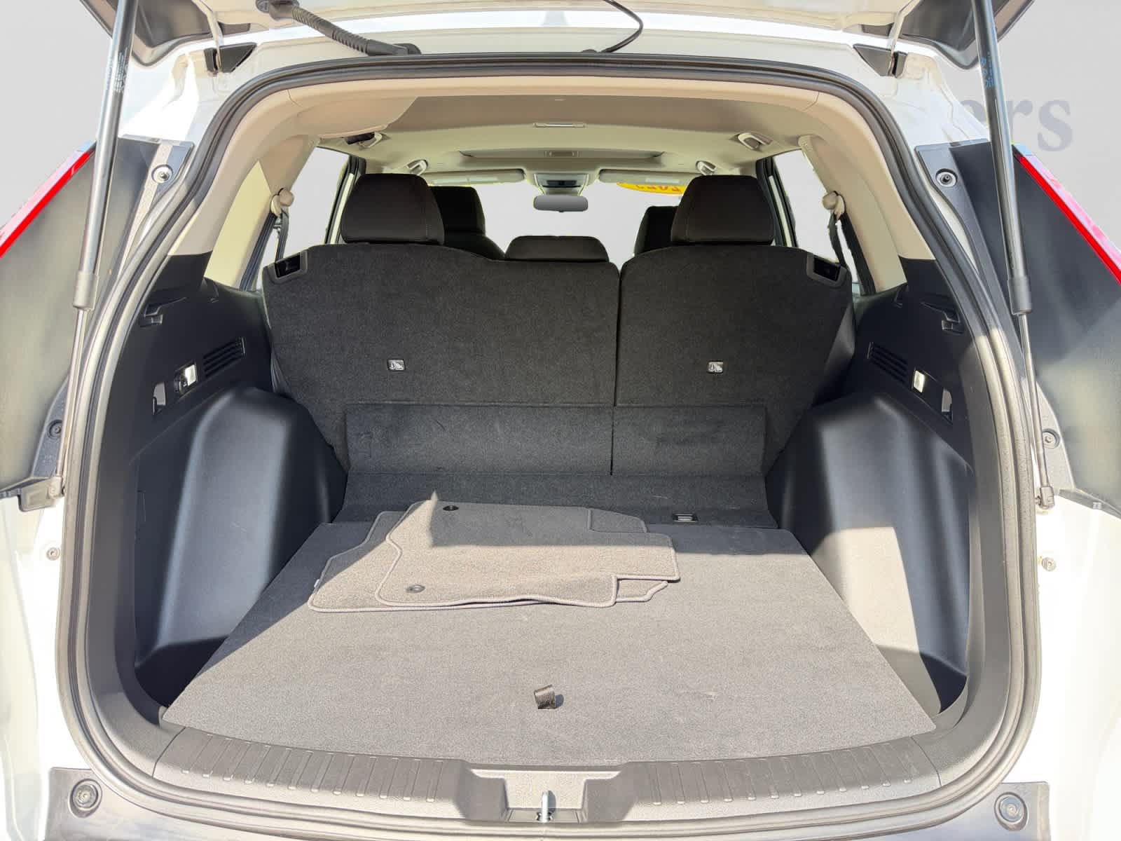 Used 2025 Honda CR-V EX image 7