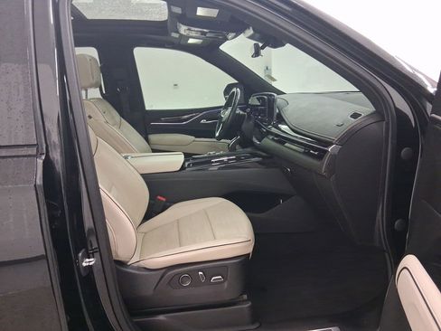 Used 2021 Cadillac Escalade Sport w/ Driver Assist Tech Package image 36