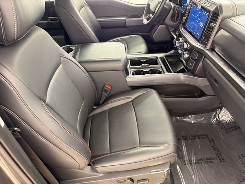 Used 2024 Ford F250 Lariat w/ Lariat Ultimate Package image 29