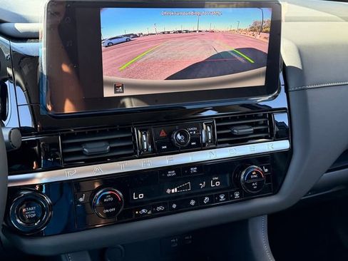 New 2026 Nissan Pathfinder SV image 18