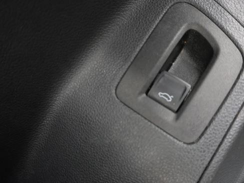 Used 2021 Volkswagen Atlas SE AWD/4WD image 44