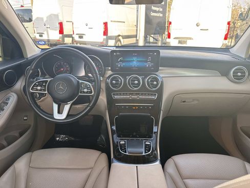 Certified 2022 Mercedes-Benz GLC 300 image 13