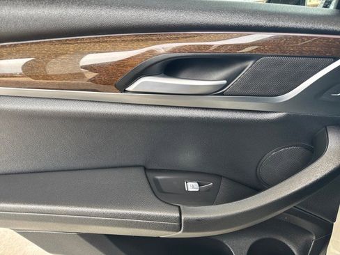 Used 2023 BMW X3 xDrive30i image 6