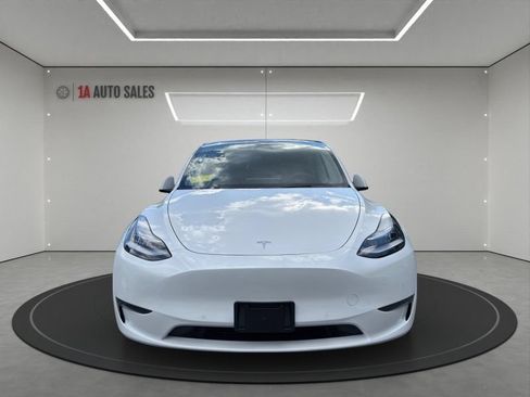 Used 2020 Tesla Model Y Long Range AWD/4WD image 8
